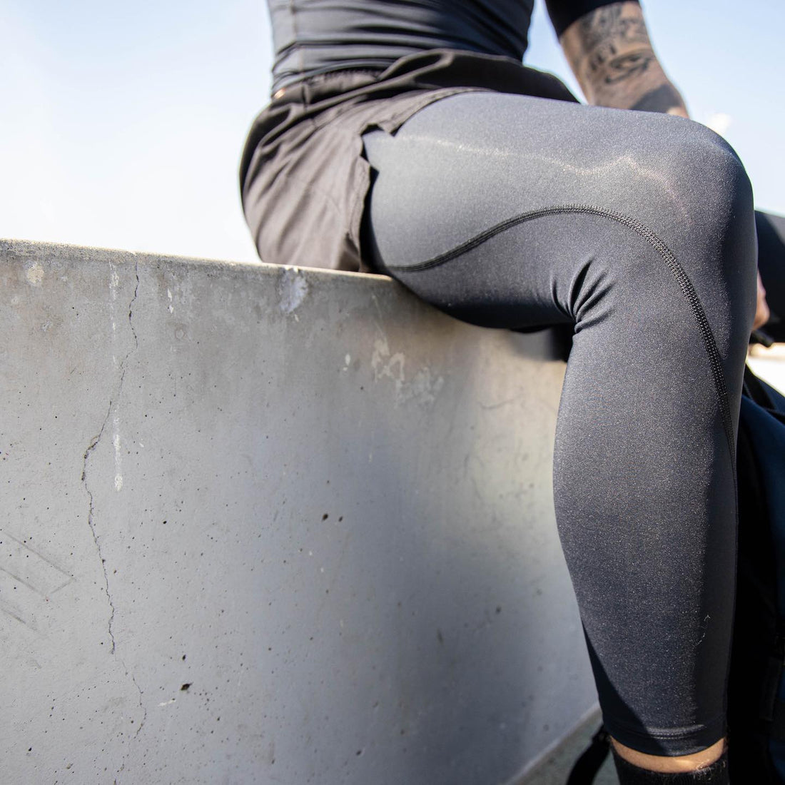 Tips That Make Putting on Your Elite Compression Tights a Snap