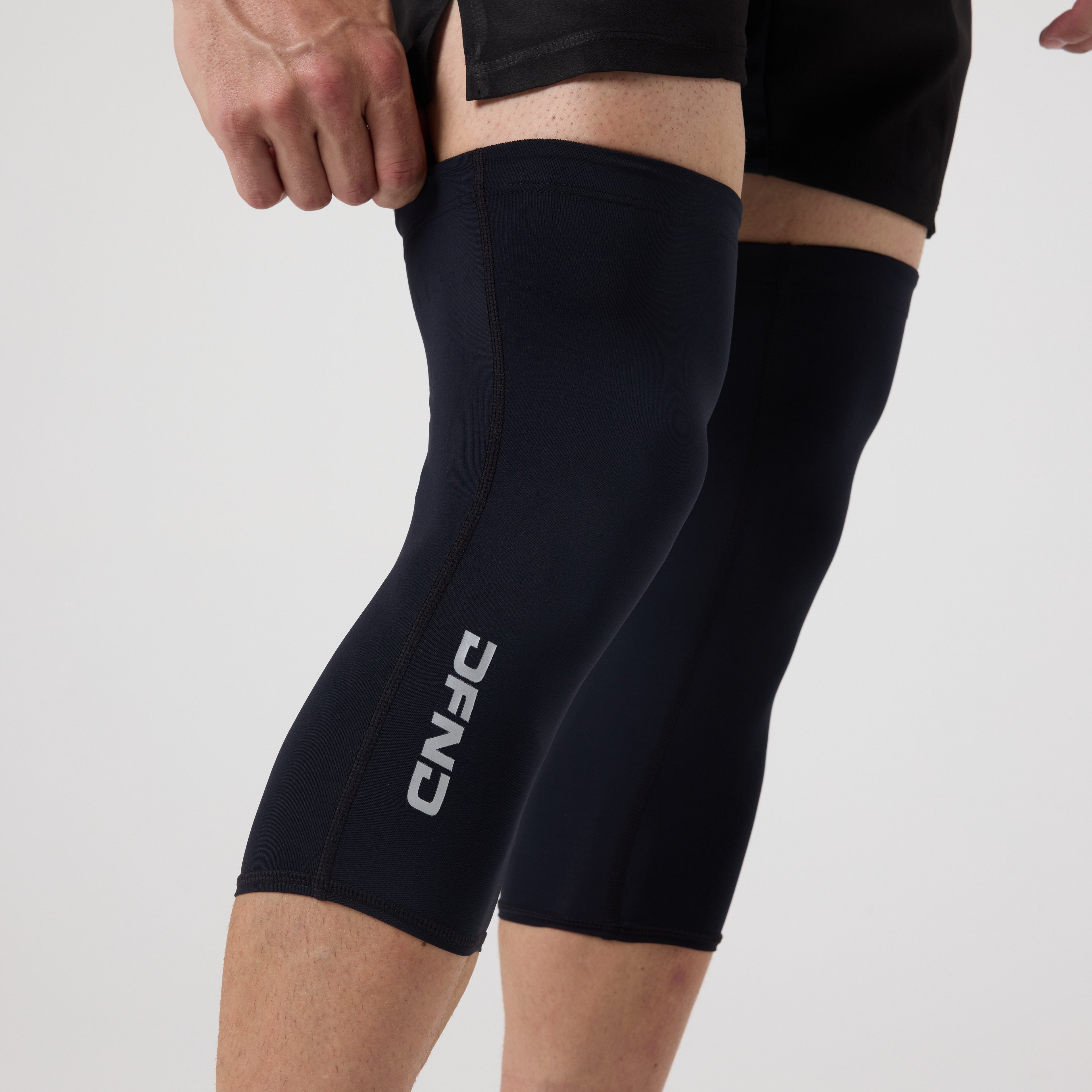 Active Ax Compression Knee Sleeves – Joint Support – DFND USA