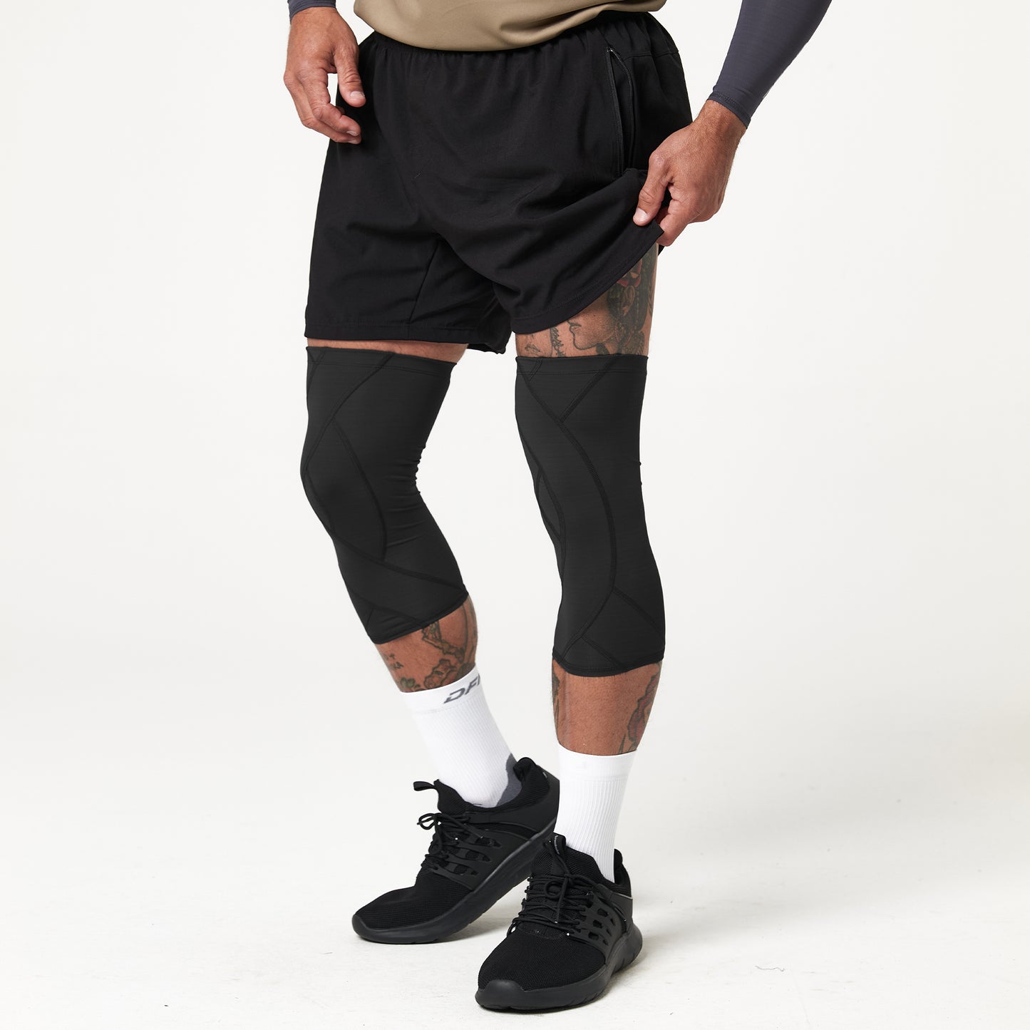 ACTIVE Ax COMPRESSION KNEE SLEEVES
