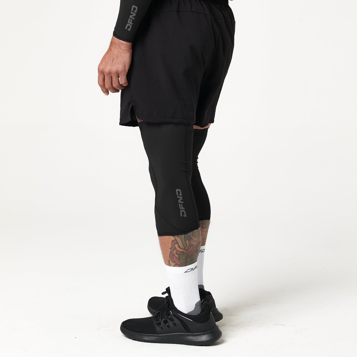 ACTIVE Ax COMPRESSION KNEE SLEEVES