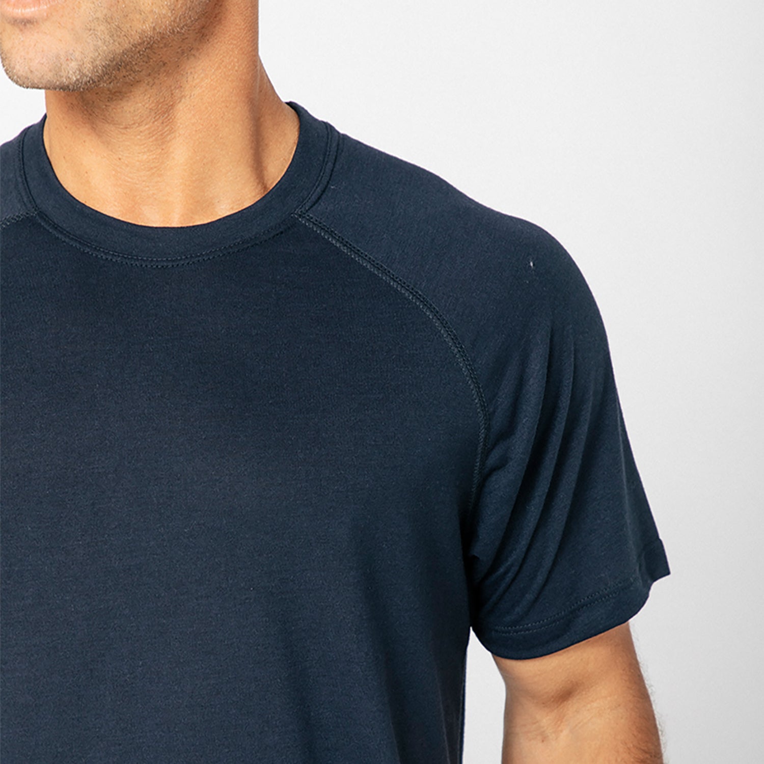 Navy best sale raglan tee