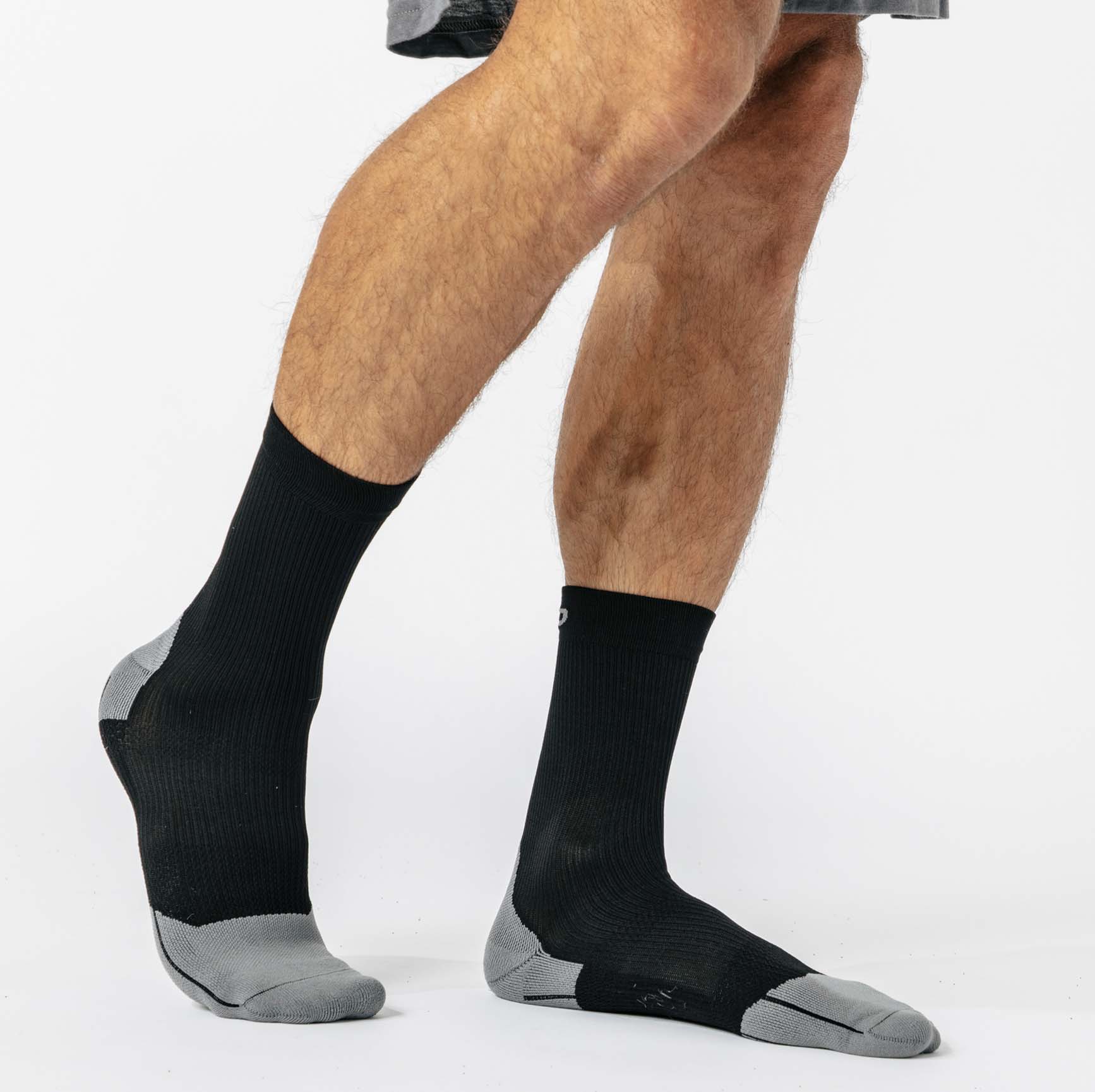 Graduated 20-25mmHg Compression Leg Sleeves (Pair) - Black
